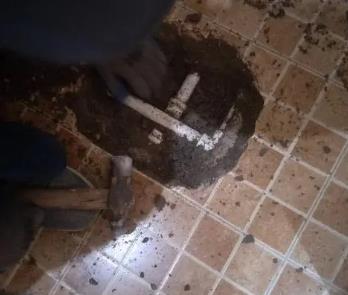 和田地卫生间漏水维修公司为您分享下卫生间渗水如何处理及注意事项